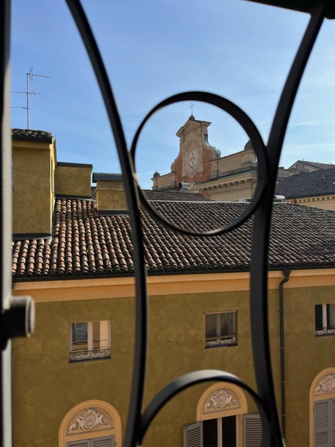 Loft Albinelli Lägenhet Modena Exteriör bild