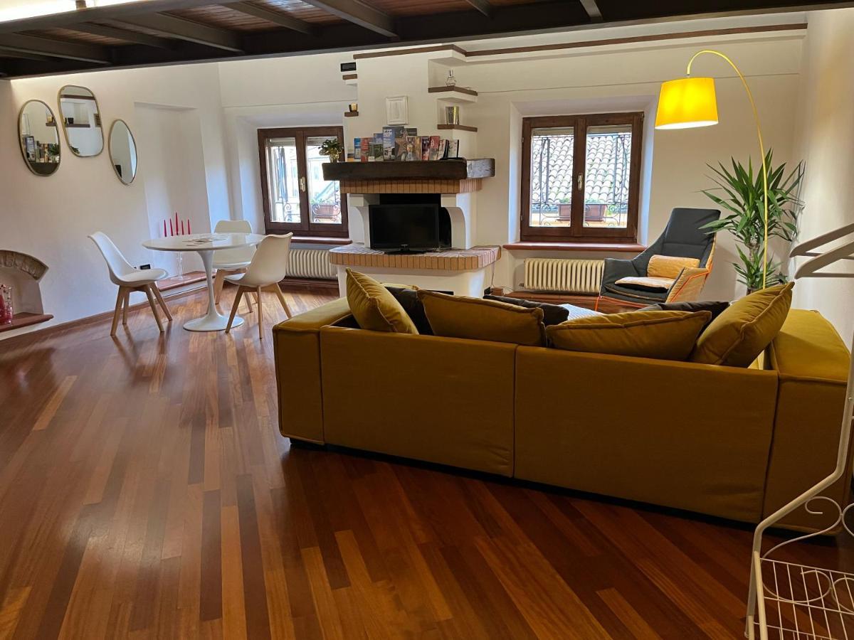 Loft Albinelli Lägenhet Modena Exteriör bild
