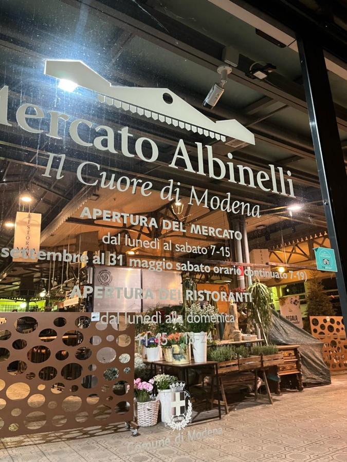 Loft Albinelli Lägenhet Modena Exteriör bild
